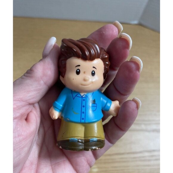 Fisher Price Little People Dad Man & Passenger Ryan Lot of 2 Replacement Figures - Picture 6 of 8